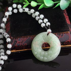 Dragon Guan Gong Gold Toad Brave Light Green Necklace (Color: Brave peace ring)